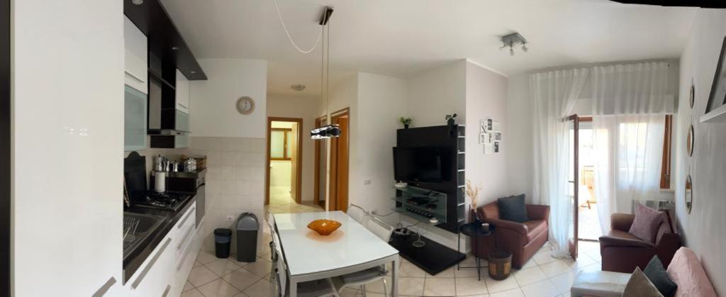 Casa Polly 3 - Ampio Appartamento In Ottima Posizione A Corciano Frazione Ellera Chiugiana Perugia Ngoại thất bức ảnh